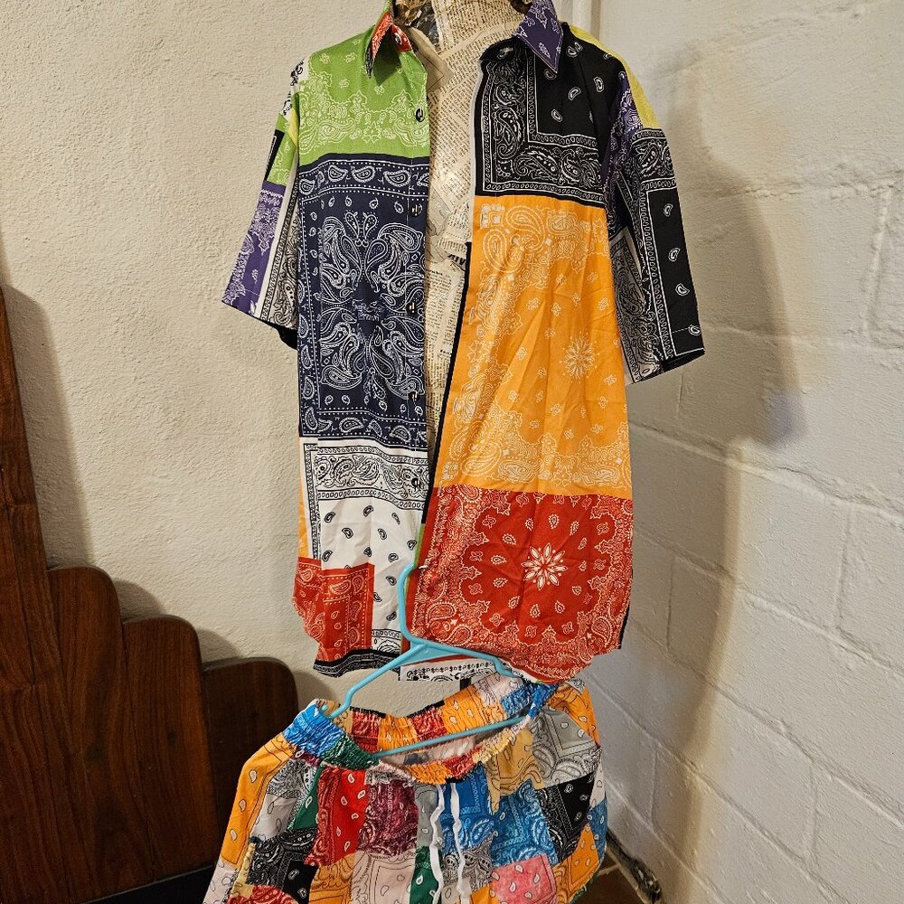 Shirt and shorts rainbow hankee two piece